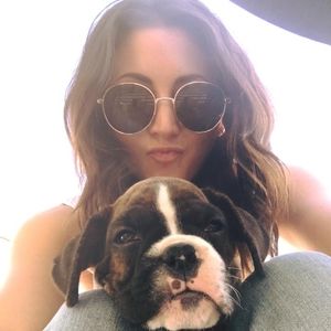 Meet your Posher, Janelle